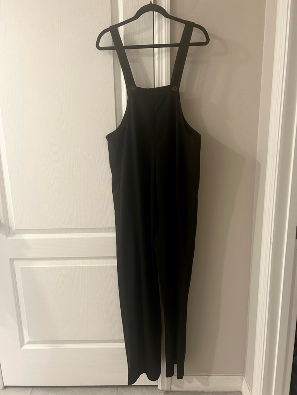 SHEIN Black Overall Jumpsuit Size Medium